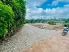 ගම්පහ උඩුගම්පොළ පාසල අසලින් ඉඩමක් විකිනීමට