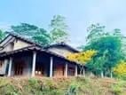 අකුරැස්ස මාරඹ ප්‍රදේශයේ විලා නිවසක් සමඟ ආදායම් ලබන තේ ඉඩමක් විකිණීමට