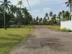 කොටදෙනියාව වැලිහිඳ හංදියෙන් වටිනා ඉඩමක් විකිනීමට
