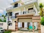 Spacious Luxury Residence with Grand Rooftop – Kadawatha