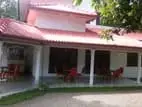 පොළොන්නරුව මැදිරිගිරිය අවන්හල කුලියට දීමට තිබේ