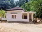 Singal story stand a lone house for rent kandy